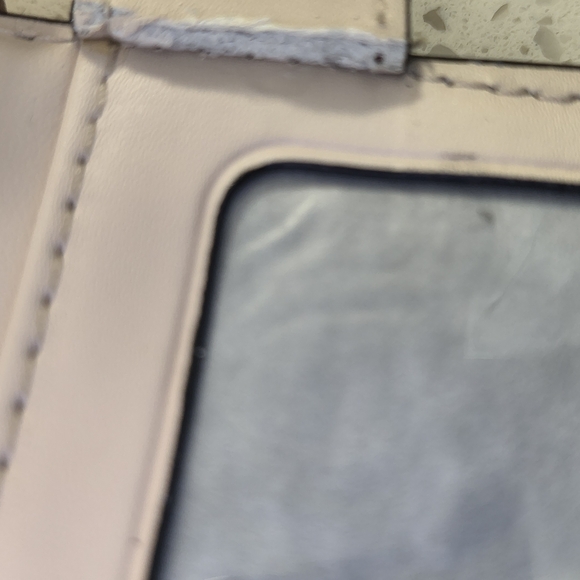 Kate Spade Cream Snap wallet - Picture 4 of 5